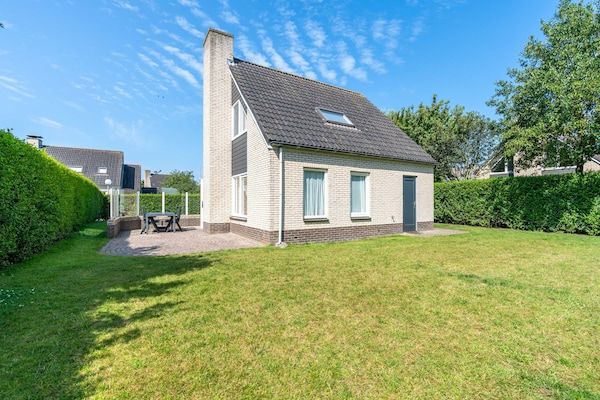 Buitenkant - Sfeervolle villa nabij zee en bos in De Koog (1)