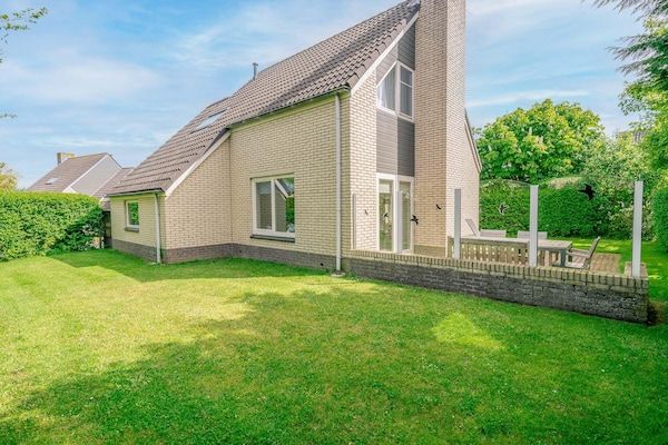 Buitenkant - Sfeervolle villa nabij zee en bos in De Koog (1)