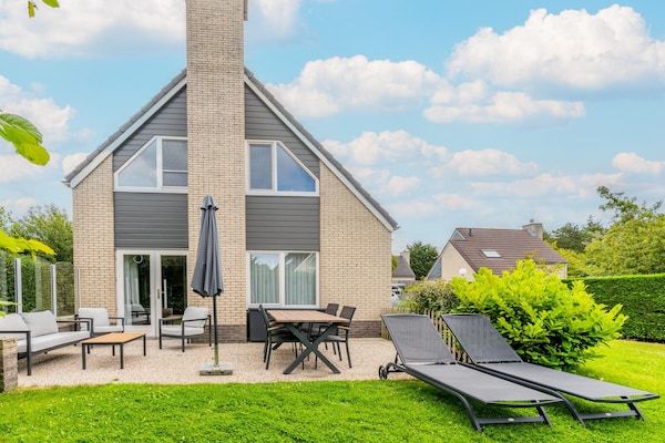 Buitenkant - Sfeervolle villa nabij zee en bos in De Koog (2)