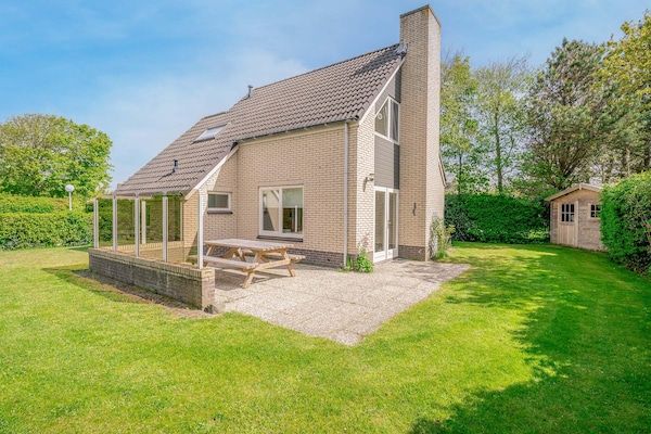 Buitenkant - Sfeervolle villa nabij zee en bos in De Koog (1)