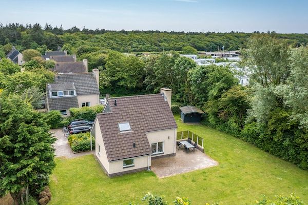Buitenkant - Sfeervolle villa nabij zee en bos in De Koog (1)