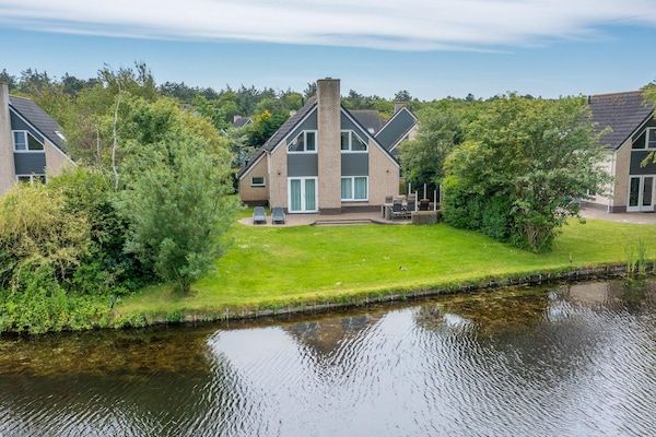 Buitenkant - Sfeervolle villa nabij zee en bos in De Koog (1)