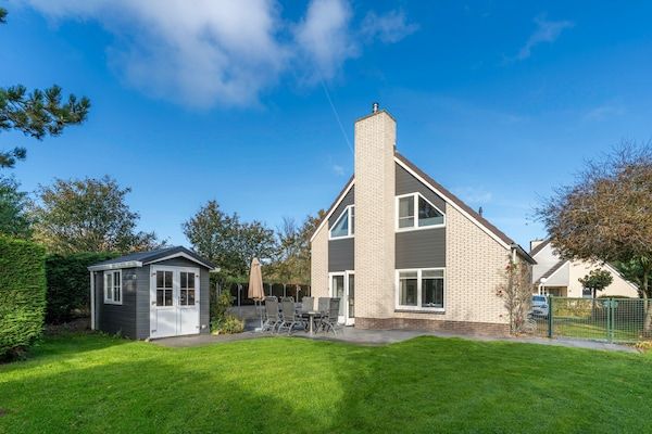 Buitenkant - Sfeervolle villa nabij zee en bos in De Koog (1)