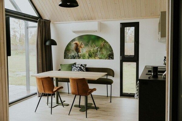Eetkamer - Gezellig vakantiehuis aan de visvijver in Balkbrug (2)