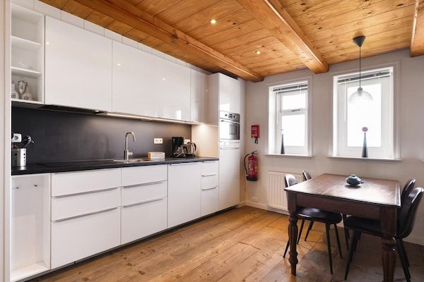 Keuken - Appartement Dijkzicht bij Schagen in Schagen (5)