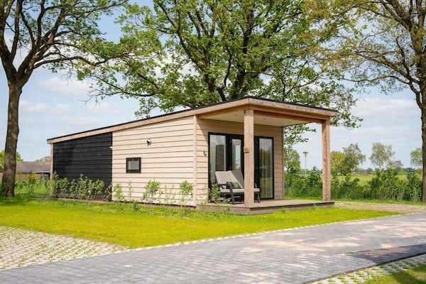 Buitenkant - Overijssel Holiday Haven met bubbelbad in Rijssen (1)