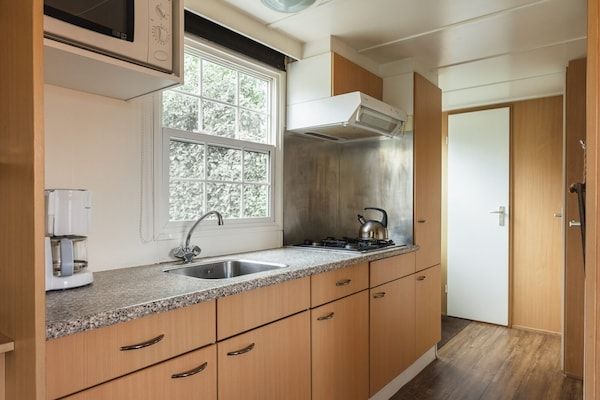 Keuken - Prachtig vakantiehuis in Overijssel in Zuna (4)