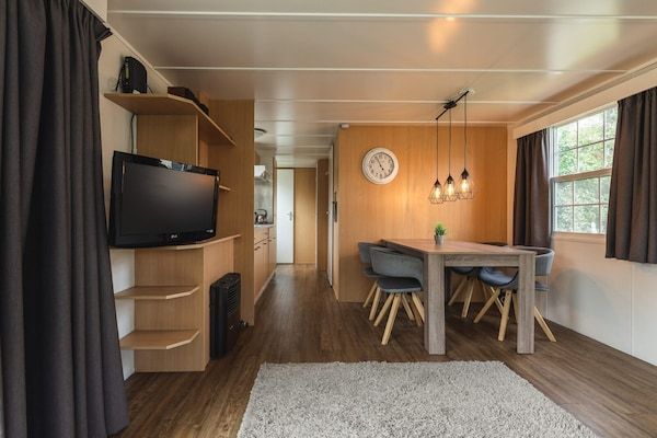Eetkamer - Prachtig vakantiehuis in Overijssel in Zuna (5)
