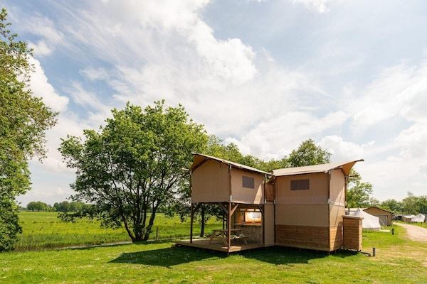 Buitenkant - Boomhuttent met panoramisch uitzicht in Zuna (1)