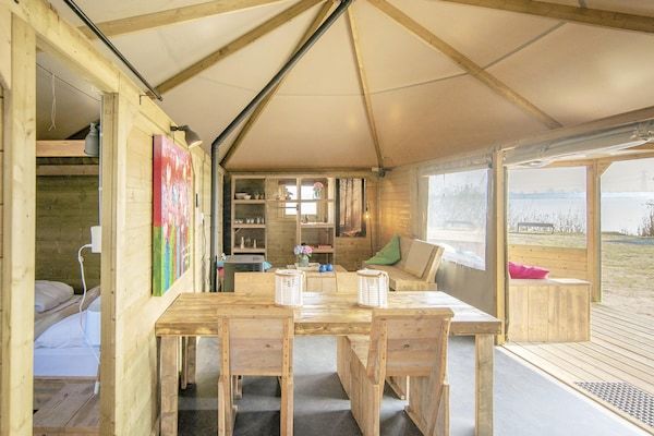 Eetkamer - Strandhuis in de duinen voor 4 personen in Almere (4)