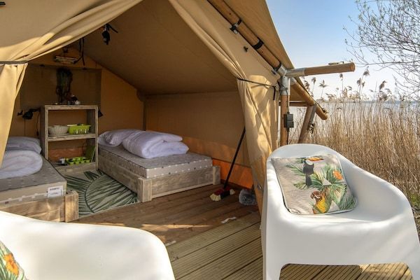 Terras - Safaritent aan het strand voor stellen in Almere (5)