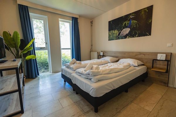 Slaapkamer - Vrijstaande bungalow in rustige omgeving in Ewijk (5)