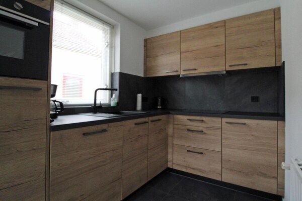 Keuken - Moderne bungalow in Ewijk voor 6 personen in Ewijk (3)