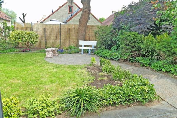 Tuin - Rustplek met omheinde tuin in Ewijk (5)