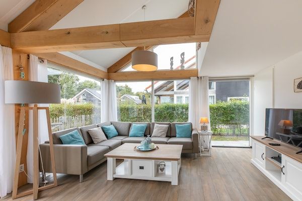 Untagged - Modern vakantiehuis aan het strand voor 6 personen in Renesse (1)
