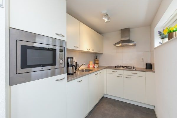 Untagged - modern comfort, close to the beach. in Renesse (4)