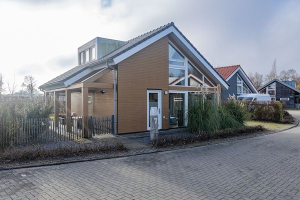 Buitenkant - Comfortabel familiehuis aan het strand in Renesse (1)