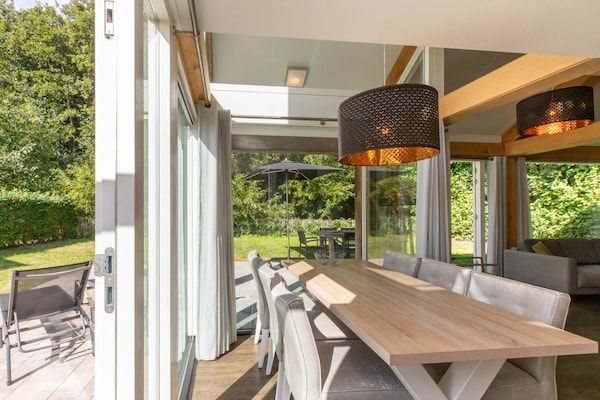 Terras - Modern vakantiehuis vlakbij het strand in Renesse (5)