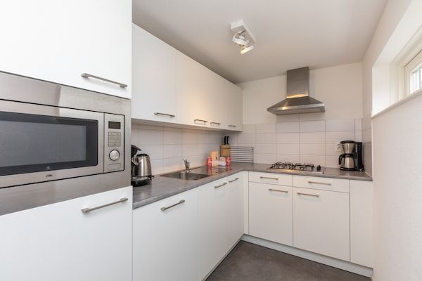 Untagged - Prachtig vakantiehuis aan het strand voor 6 in Renesse (2)