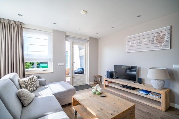 Woonkamer - 2 persoons eilandzicht appartement met sauna in De Koog (4)