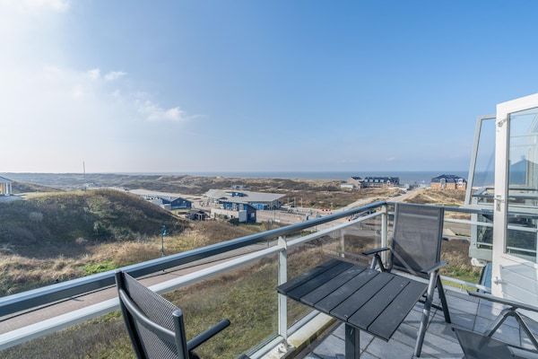 Uitzicht - 4 Persoons appartement met zeezicht in De Koog (1)