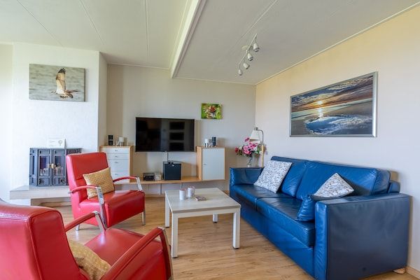 Woonkamer - 2 persoons zeezicht appartement in De Koog (3)