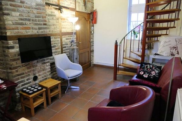 Woonkamer - Appartement nabij centrum in Mesch in Mesch-Eijsden (2)