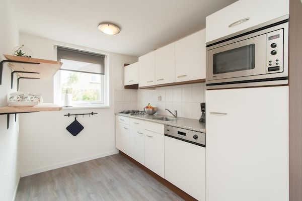 Keuken - Eigentijdse familiehaven in Noordwijk in Noordwijk (5)