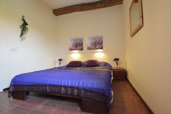 Slaapkamer - Vakantiehuis in Mesch-Eijsden in Mesch-Eijsden (4)