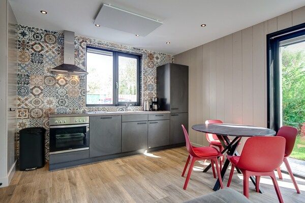 Keuken - Ruim vakantiehuis in Julianadorp in Julianadorp (3)