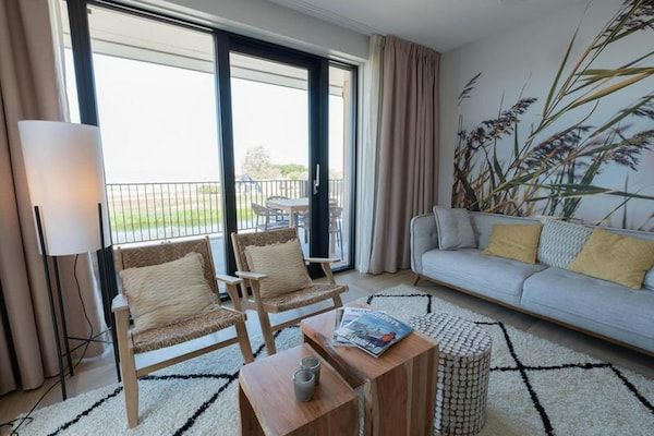 Woonkamer - Apt aan het strand voor vier personen in Workum in Workum (2)