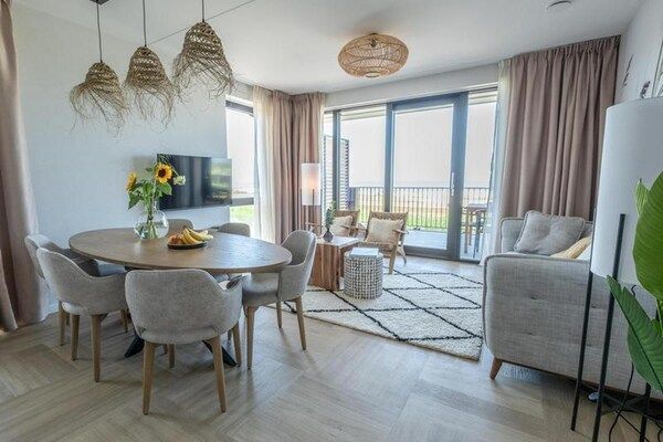 Eetkamer - Apt aan het strand voor vier personen in Workum in Workum (4)