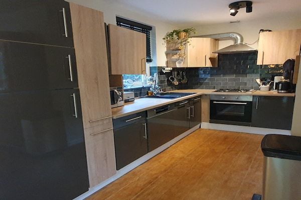 Keuken - Bosbungalow met sauna voor 6 personen in Ewijk (4)