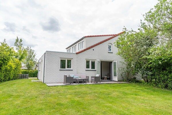 Buitenkant - Fijn, modern ingericht vakantiehuis in De Cocksdorp (1)
