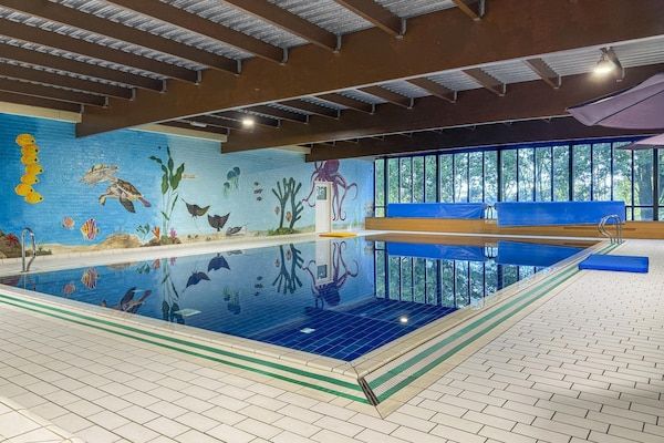 PoolOfHouse - Bungalow in het bos voor 4 personen in Ewijk (3)
