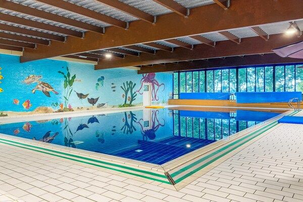 PoolOfHouse - Vrijstaande bungalow aan meer voor 6 in Ewijk (2)