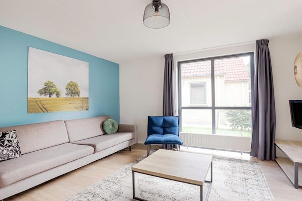 Woonkamer - Rustig uitje in Ewijk voor 6 personen in Ewijk (3)