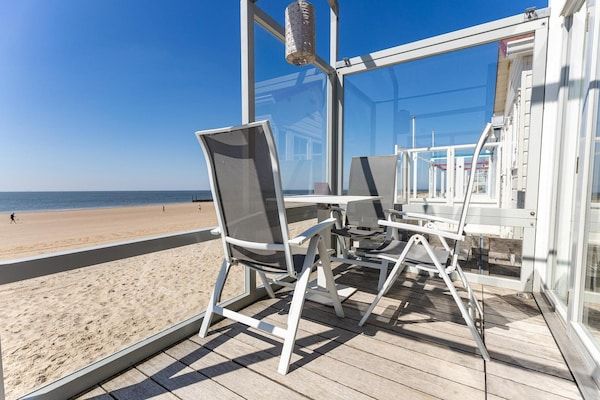 Terras - Strandhuis met uitzicht op zee in Dishoek in Koudekerke (4)