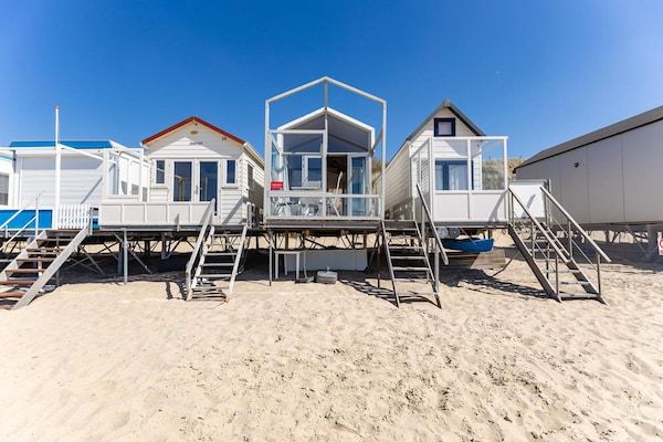 Buitenkant - Strandhuis met uitzicht op zee in Dishoek in Koudekerke (1)