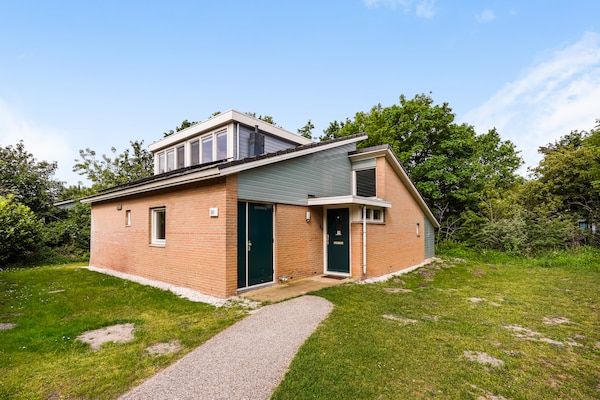 Buitenkant - Landal Vakantiepark, Park Kijkduin, huisje 151 in Den Haag (1)
