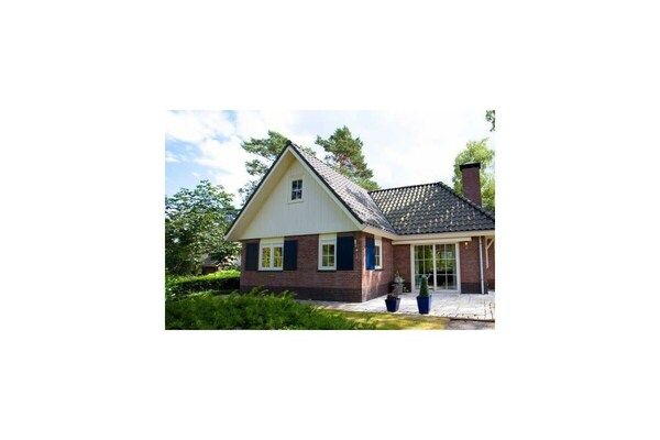 Untagged - Villa in Beekbergen met terras in Beekbergen (1)