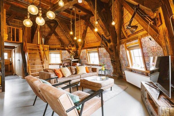 Woonkamer - Vakantiemolen in de duinen in Egmond aan den Hoef (2)