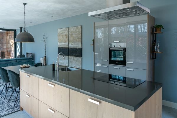 Keuken - Wellnessvilla met privéjacuzzi in Oosterhout (4)