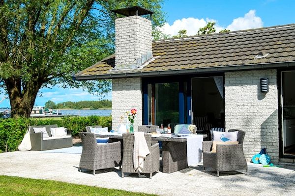 Terras - Comfortbungalow in Loosdrecht nabij Amsterdam in Loosdrecht (5)
