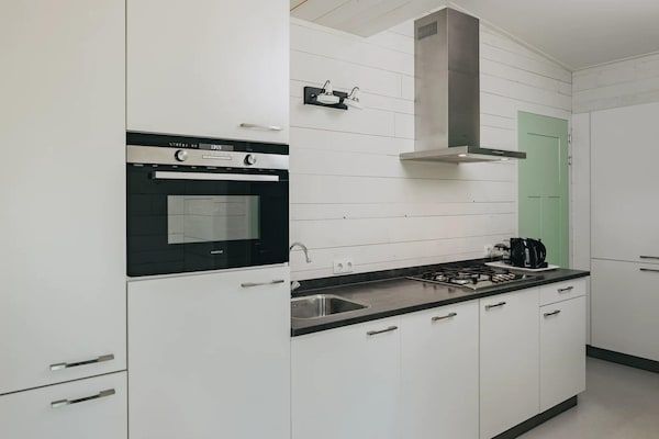 Keuken - Lodge in Schaijk met Tuinterras in Schaijk (3)
