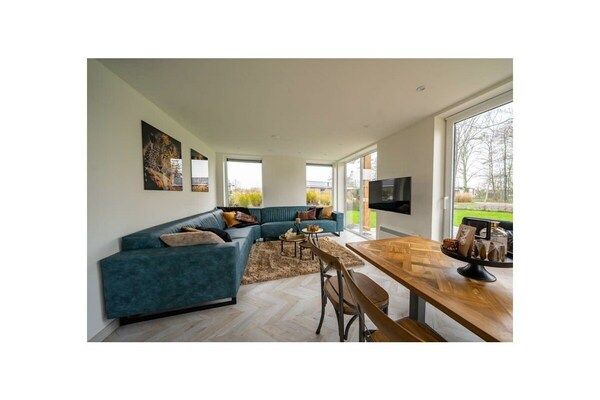 Untagged - Villa in Nunspeet met terras en wifi. in Nunspeet (2)