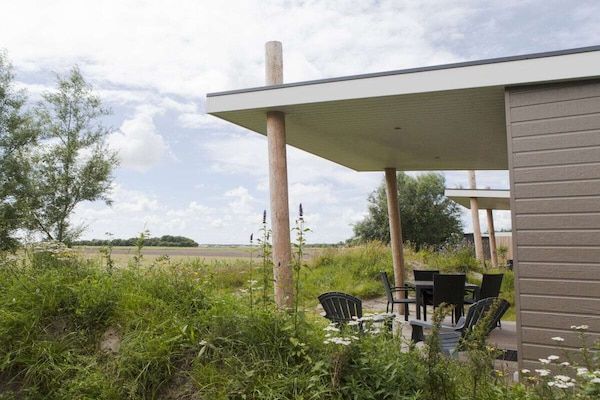 Untagged - Strand49 Beachloft in Sint Maartensvlotbrug (1)
