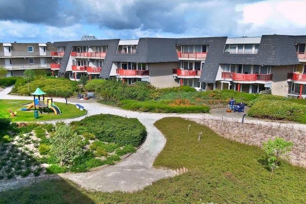 Untagged - Amelander Paradijs-67 in Buren \/ Ameland (3)