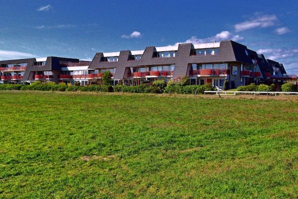 Untagged - Amelander Paradijs-67 in Buren \/ Ameland (1)