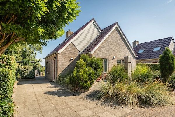 Buitenkant - Vakantie op Texel met Whirlpool in De Koog (5)
